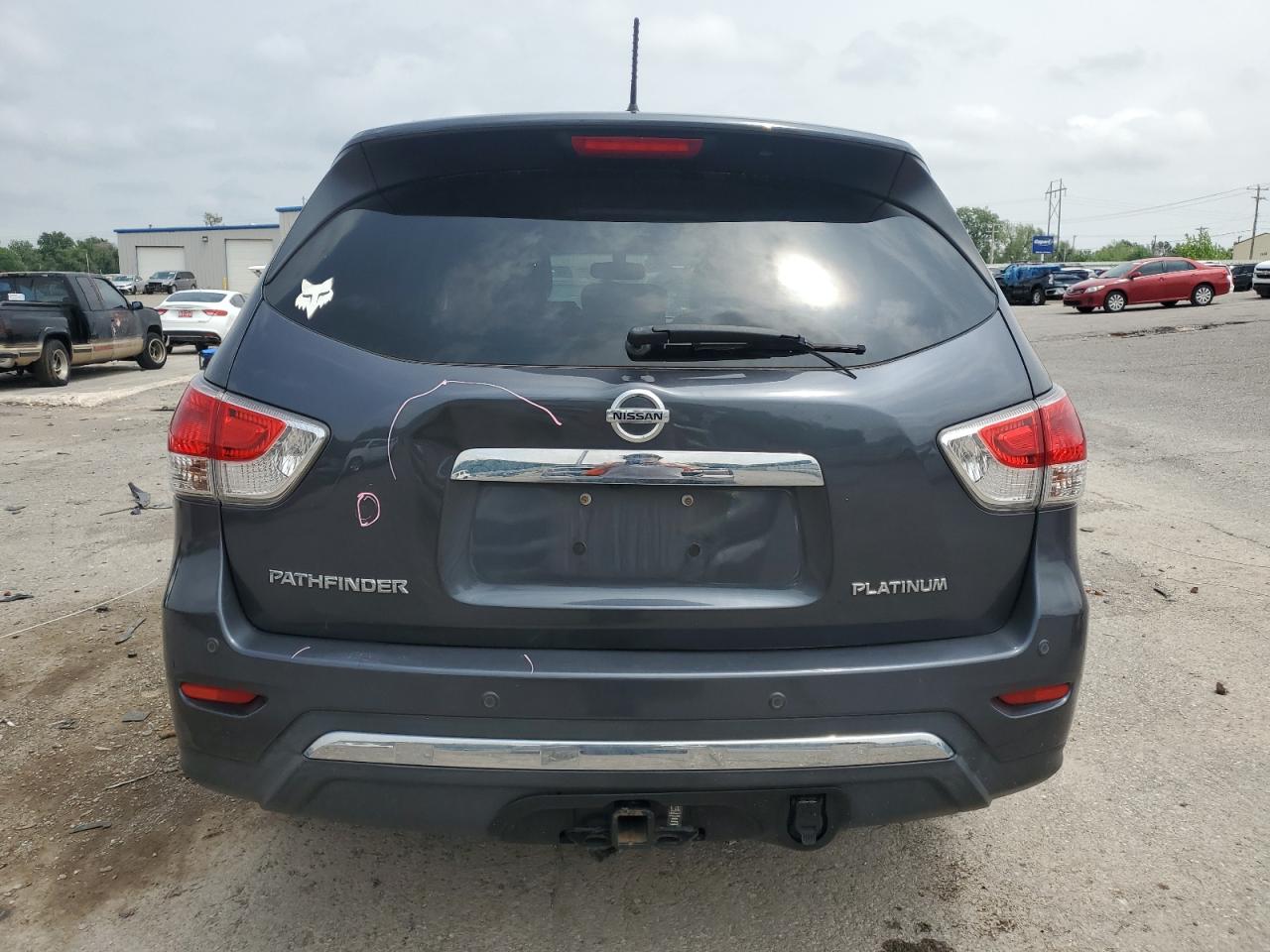 Nissan Pathfinder S Image 7