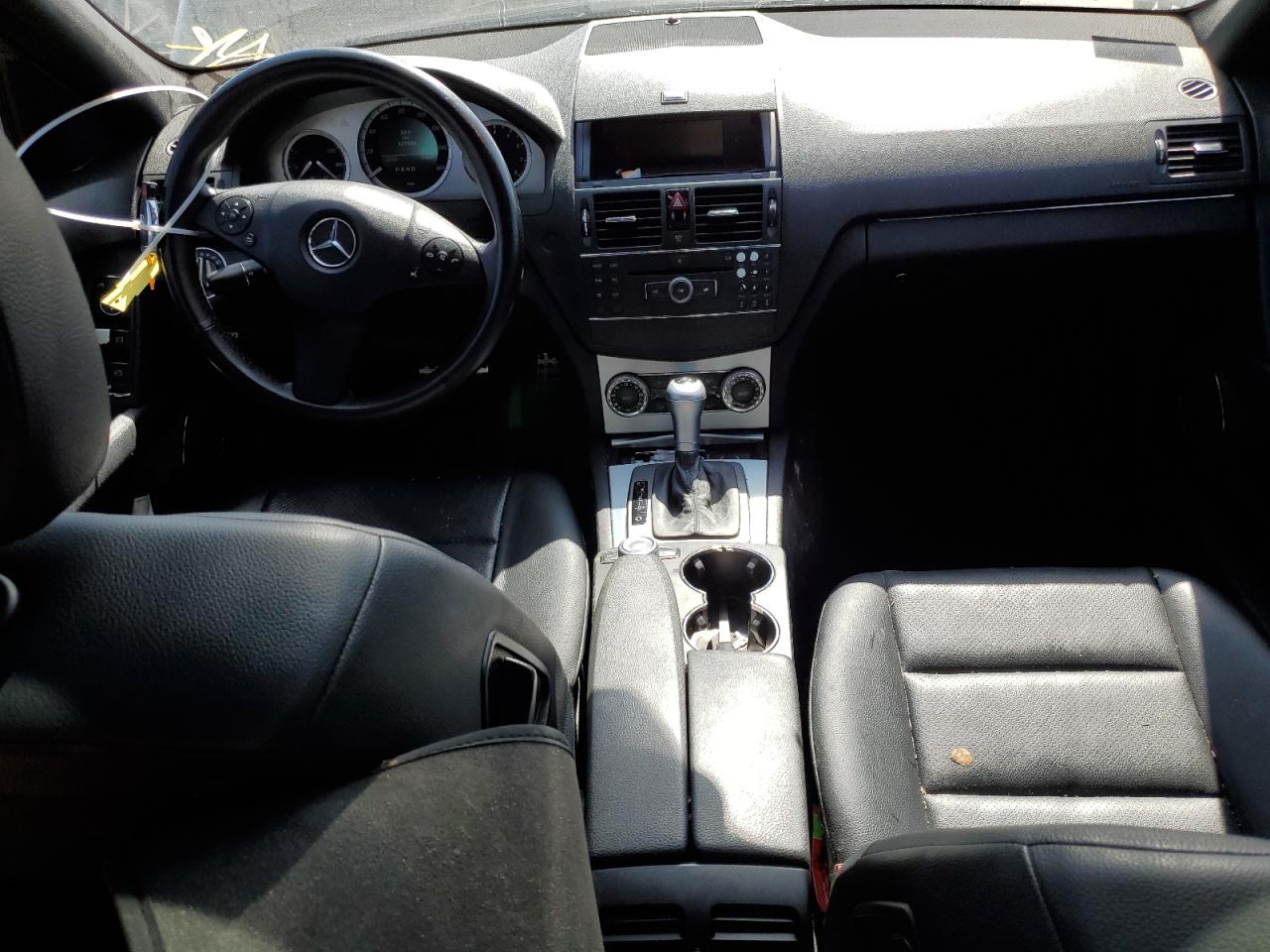 Mercedes-Benz C-Class 300 Image 10