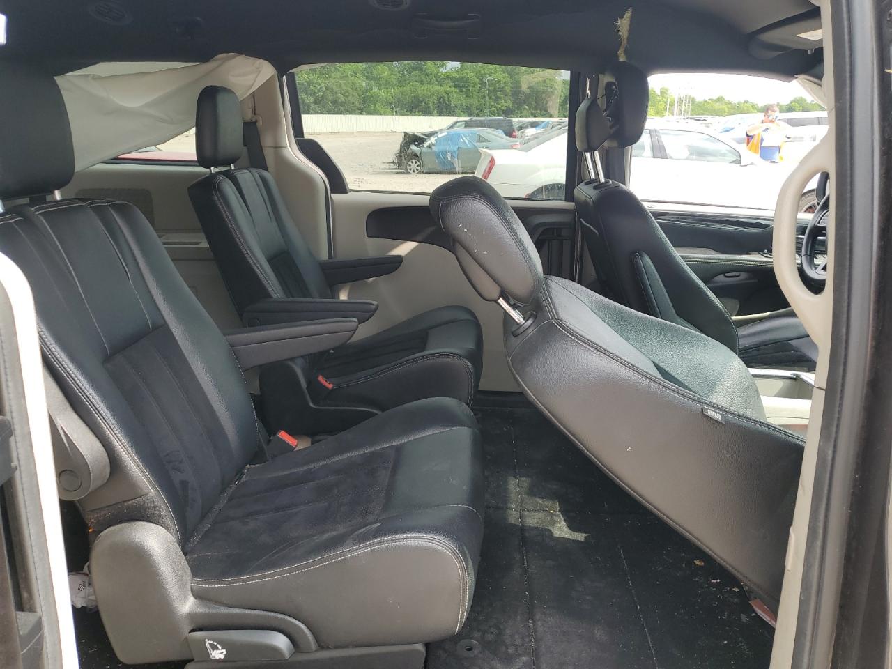 Dodge Caravan Sxt Image 11