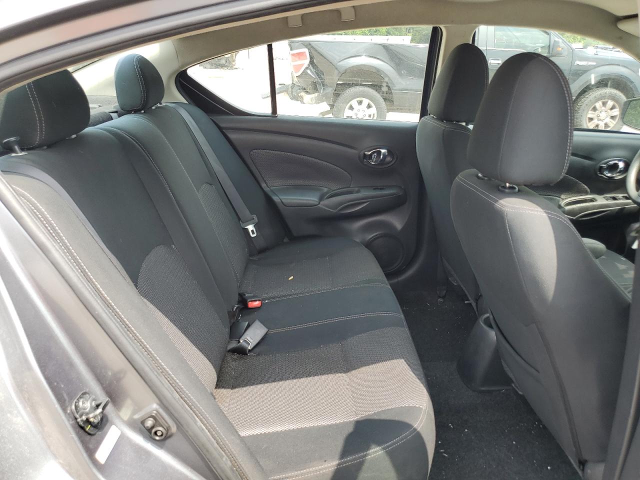 Nissan Versa S Image 11