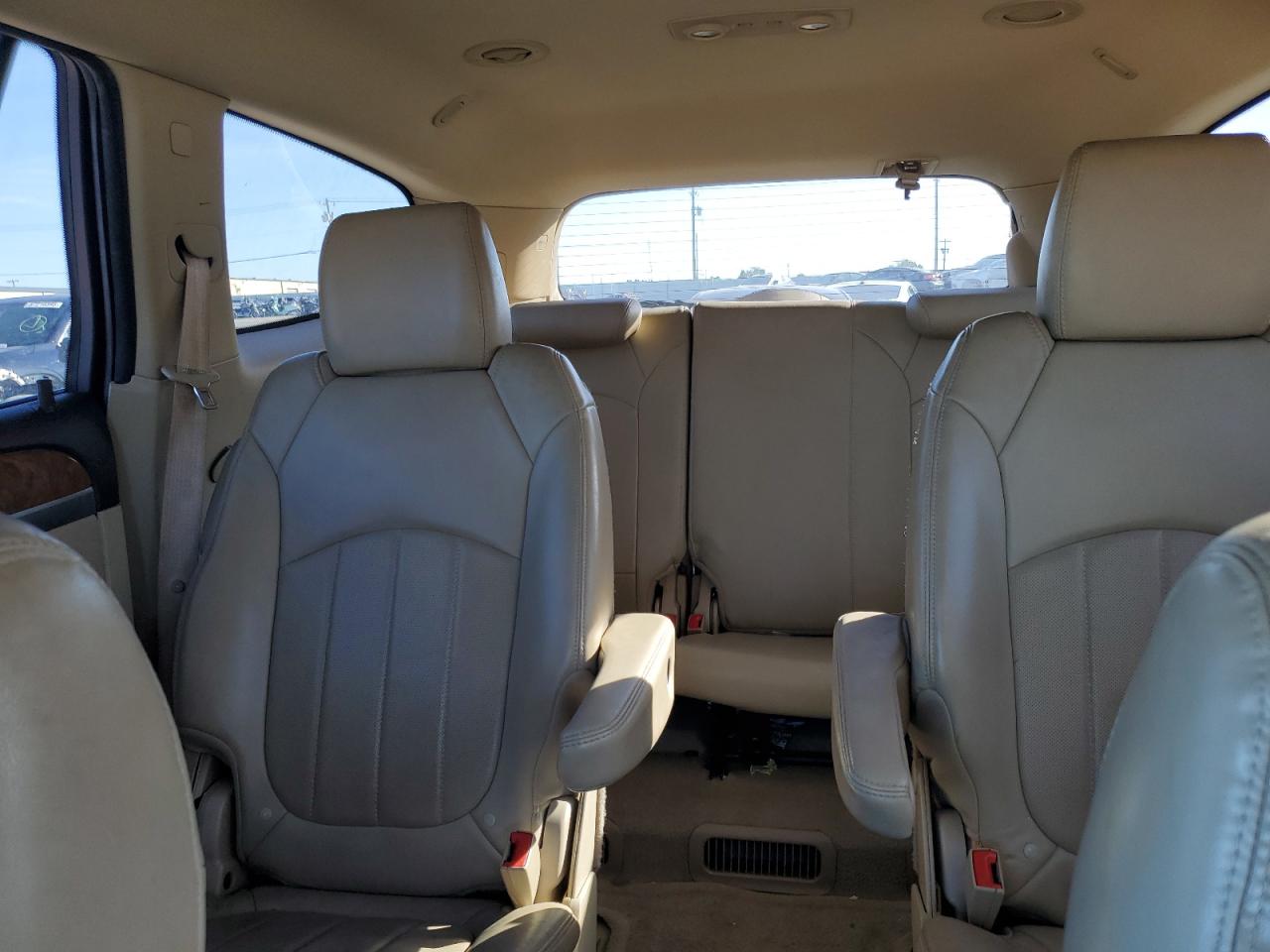 Buick Enclave Image 7