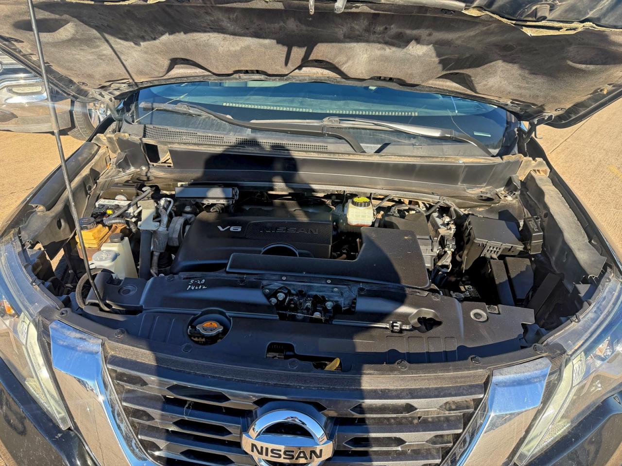 Nissan Pathfinder Sv Image 6