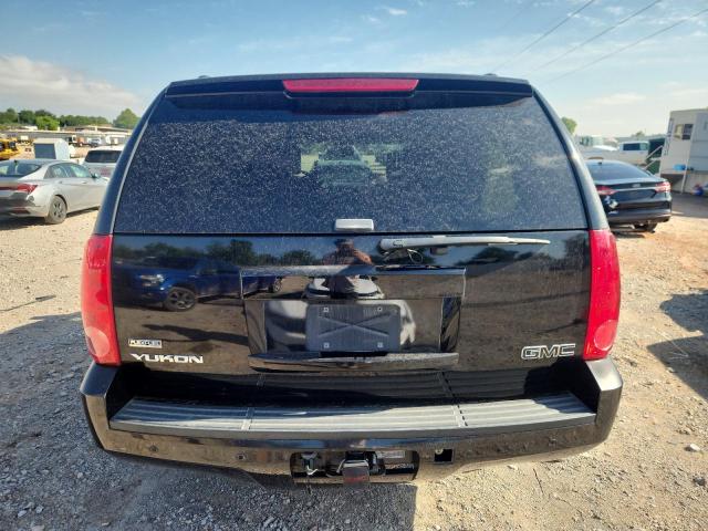 GMC Yukon Image 2
