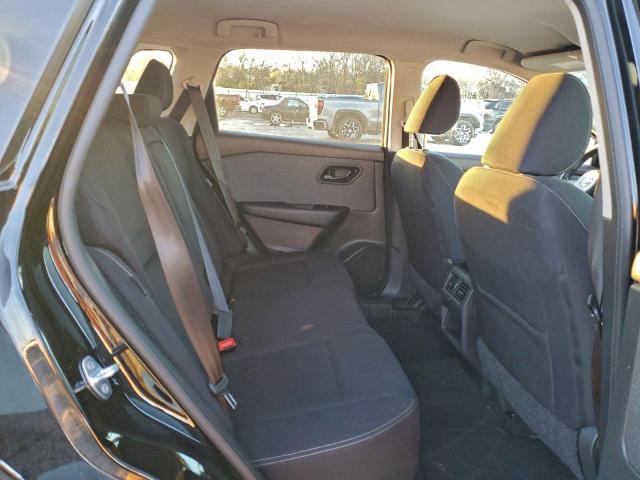 Nissan Rogue S Image 8