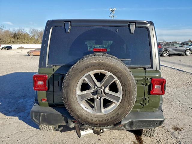 Jeep Wrangler Sahara Image 8