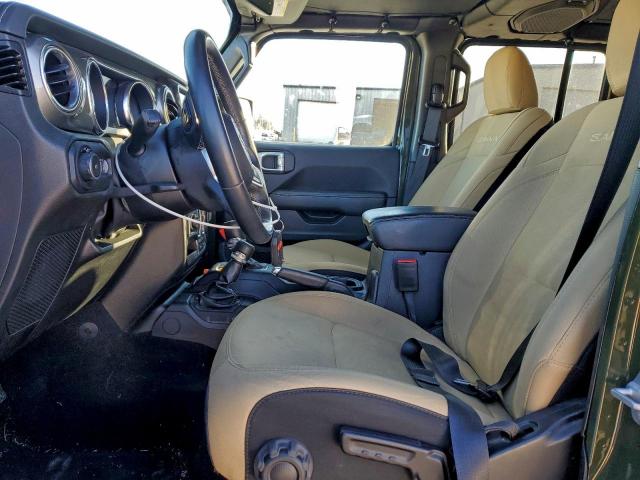 Jeep Wrangler Sahara Image 13