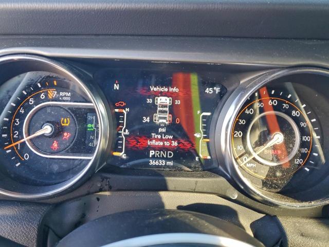 Jeep Wrangler Sahara Image 11