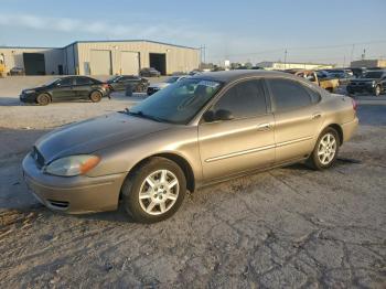  Salvage Ford Taurus