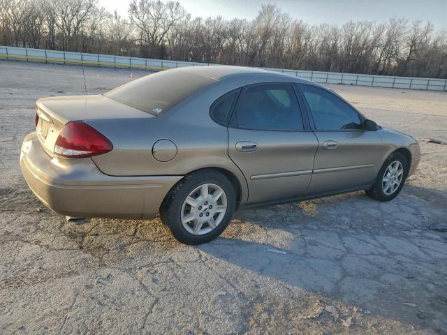 Ford Taurus Se Image 2