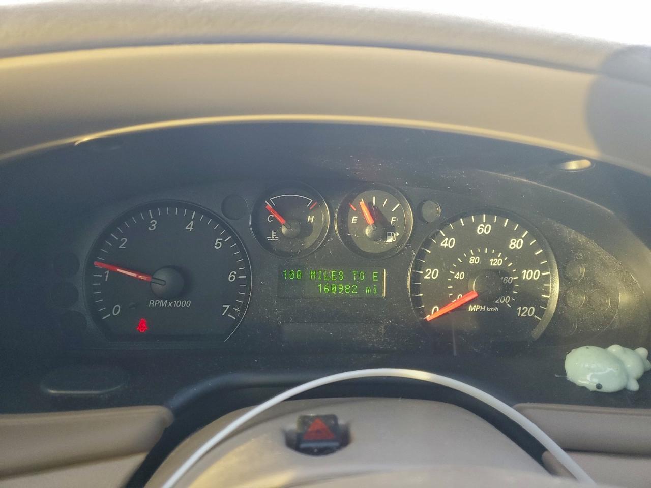 Ford Taurus Se Image 9