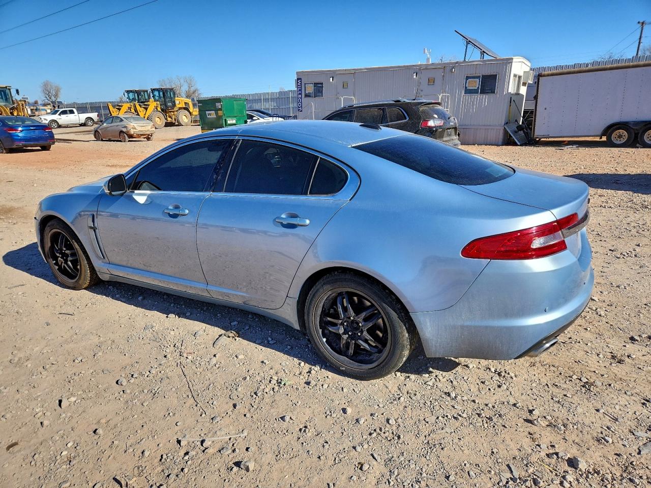 Jaguar XF Luxury Image 4