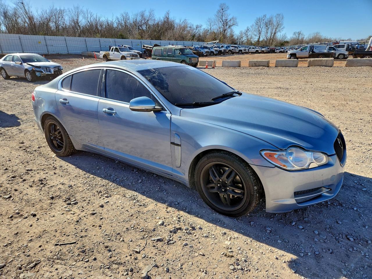 Jaguar XF Luxury Image 3