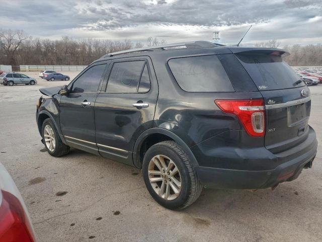Ford Explorer Xlt Image 5
