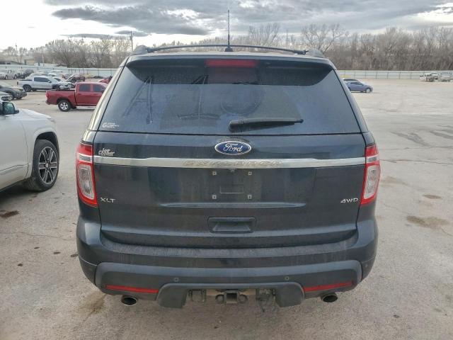 Ford Explorer Xlt Image 3