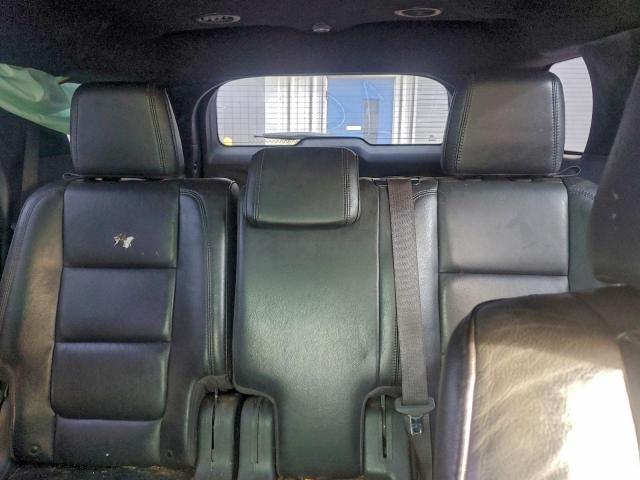 Ford Explorer Xlt Image 4