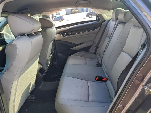 Honda Accord Lx Image 6