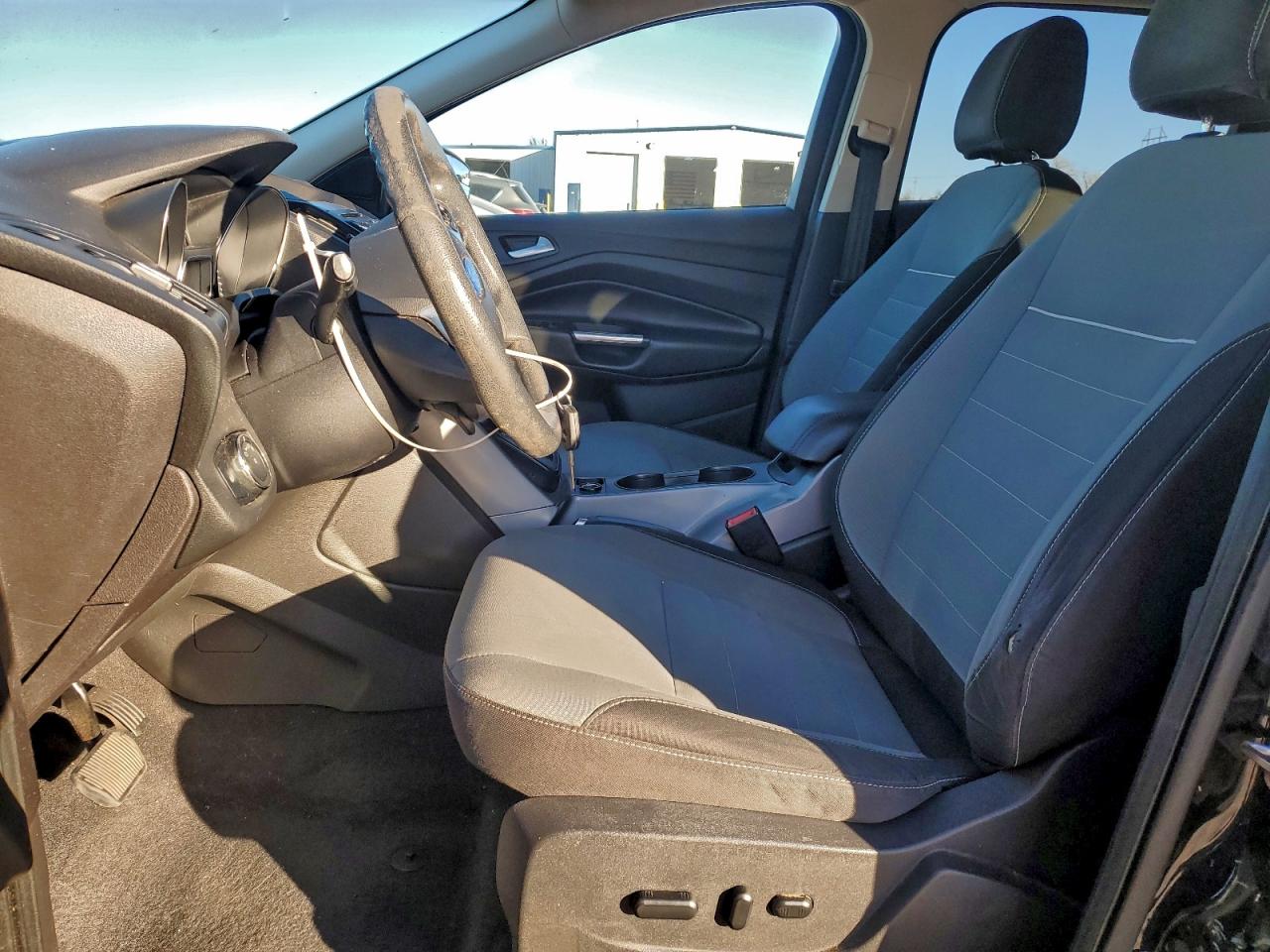 Ford Escape Se Image 12