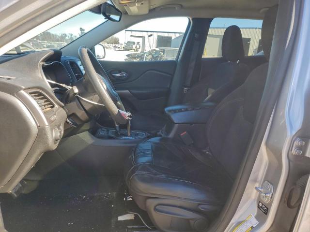 Jeep Grand Cherokee Latitude Image 5