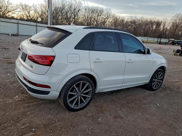 Audi Q3 Premium Plus Image 11