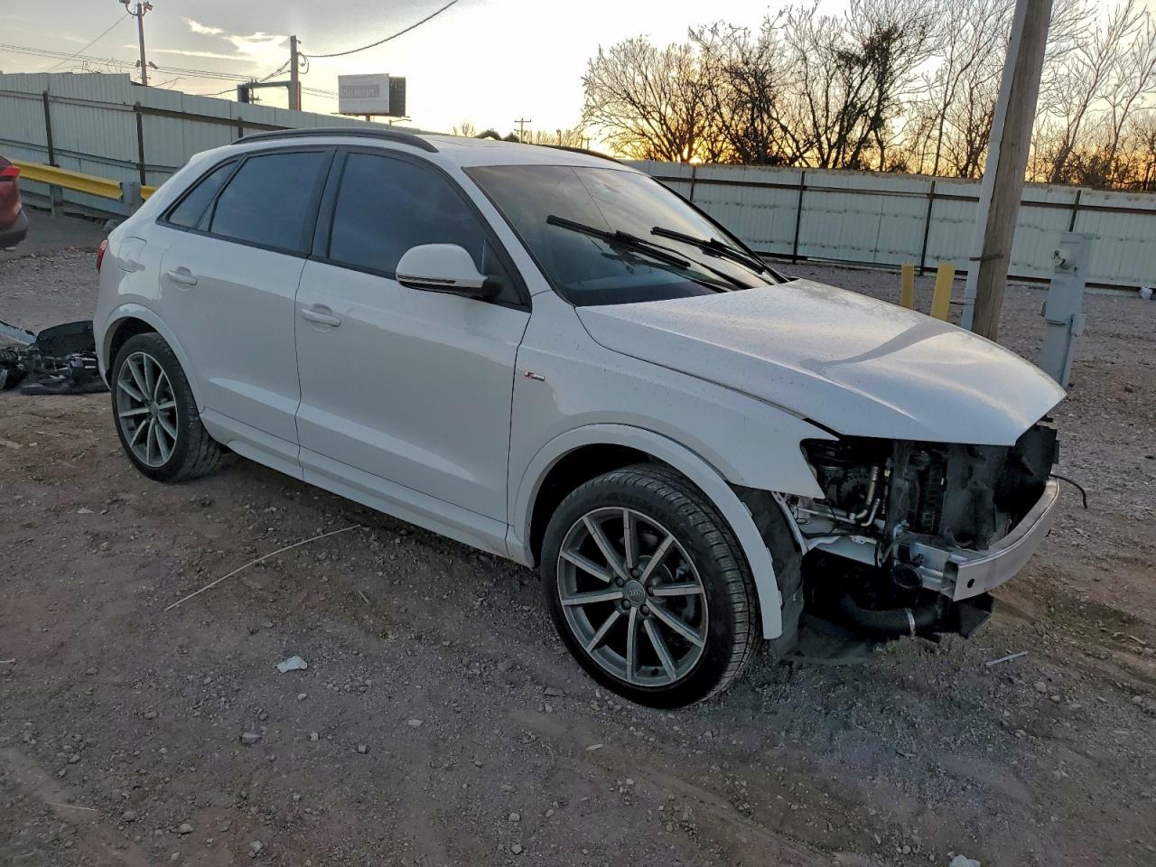 Audi Q3 Premium Plus Image 13