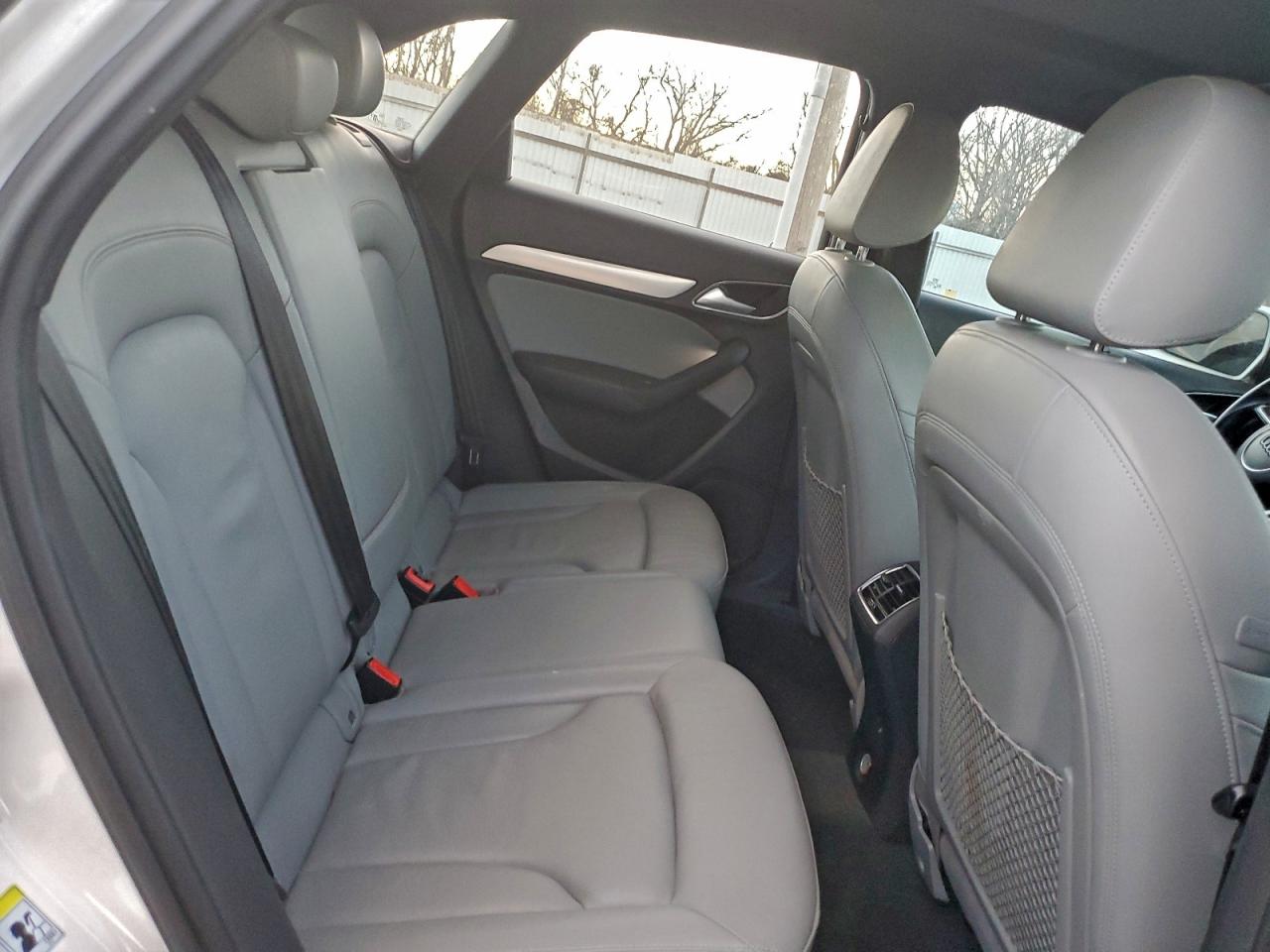 Audi Q3 Premium Plus Image 3