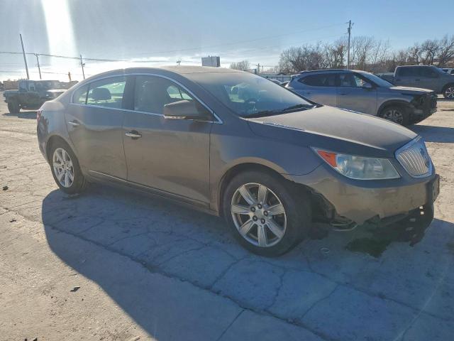 Buick LaCrosse Image 3