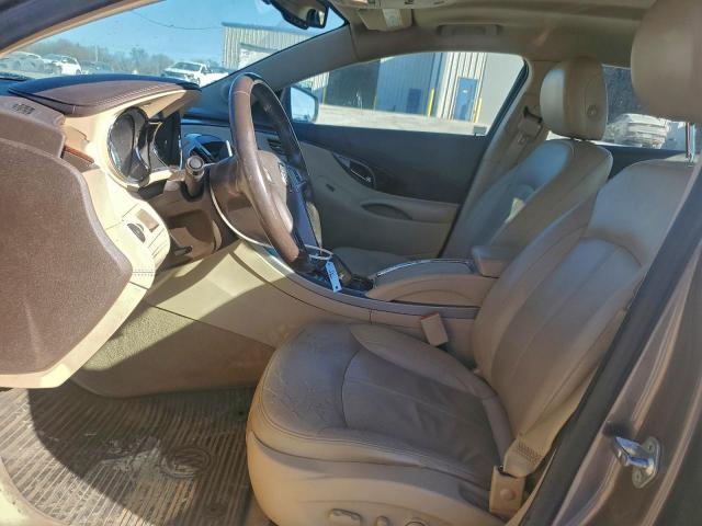 Buick LaCrosse Image 10