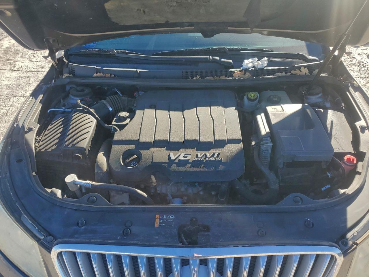 Buick LaCrosse Image 4