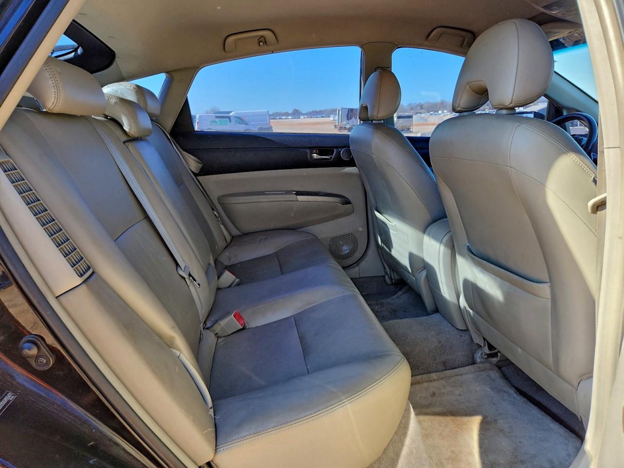 Toyota Prius Image 11