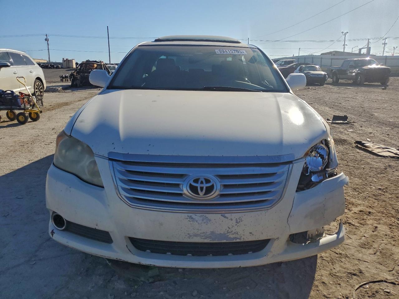 Toyota Avalon Xl Image 2