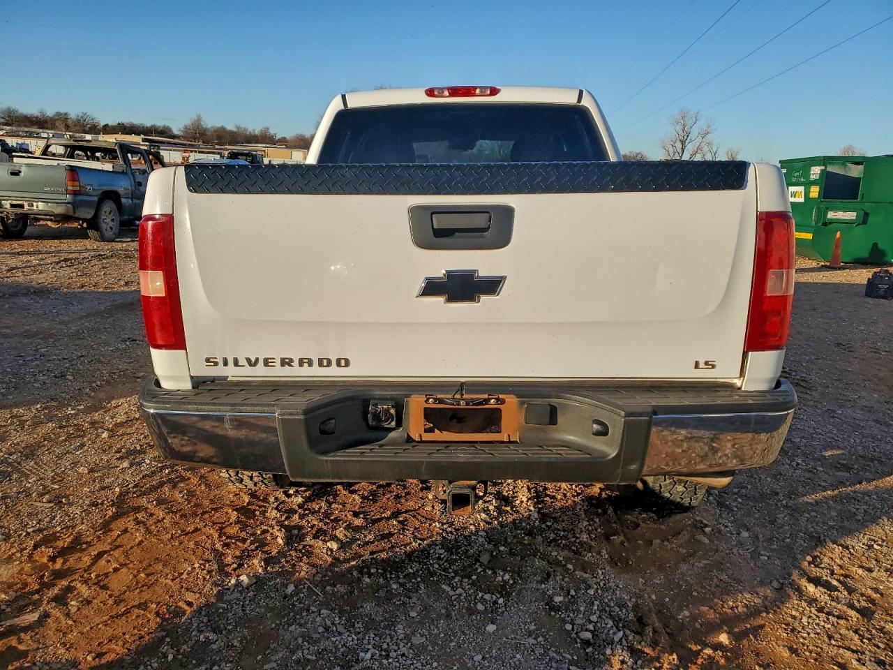 Chevrolet Silverado C1500 Image 4