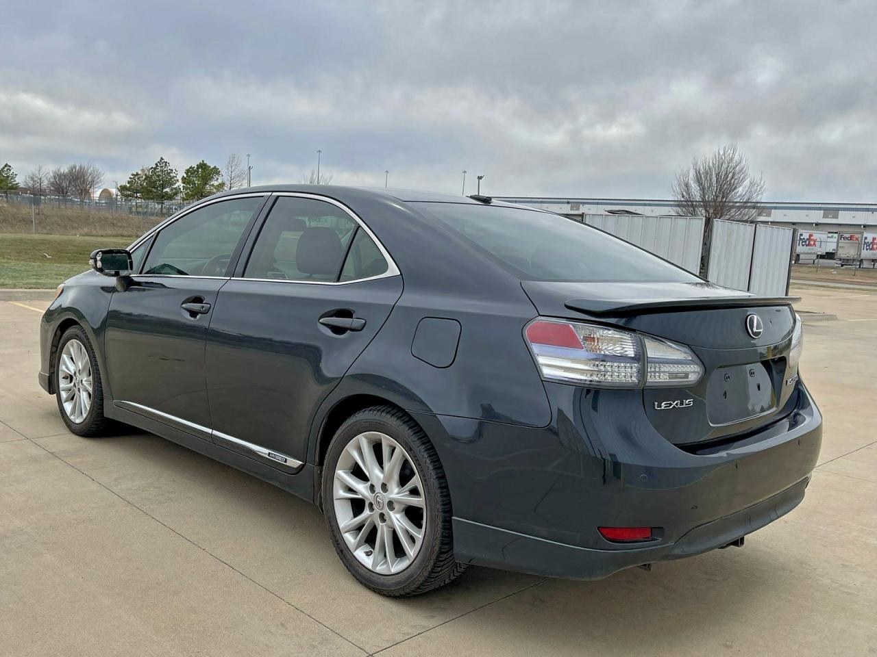 Lexus Hs 250h Image 2