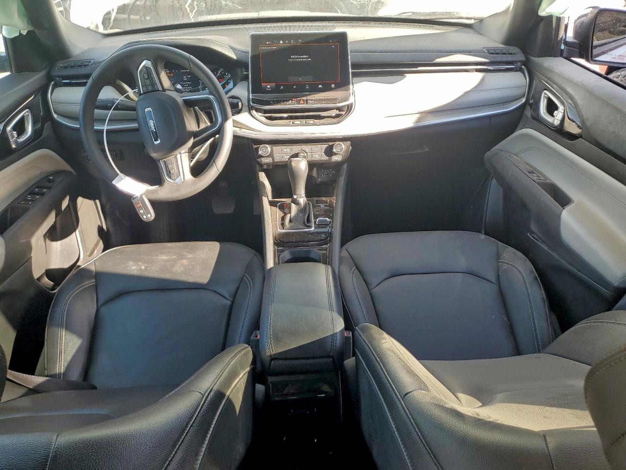 Jeep Compass Limited Image 7