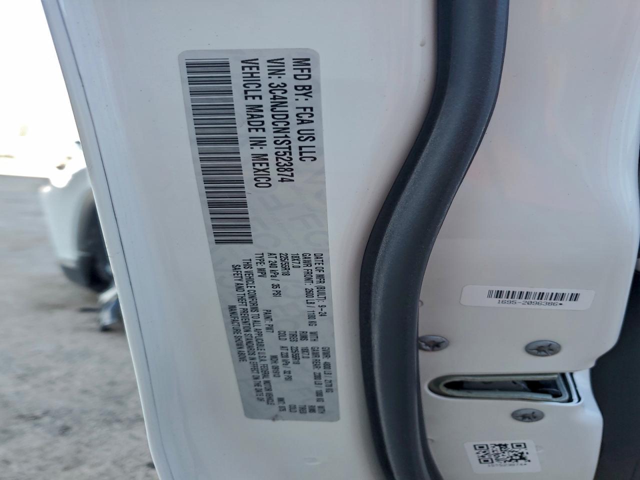 Jeep Compass Limited Image 12