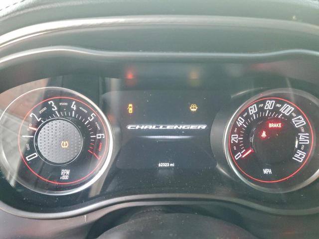 Dodge Challenger Sxt Image 10